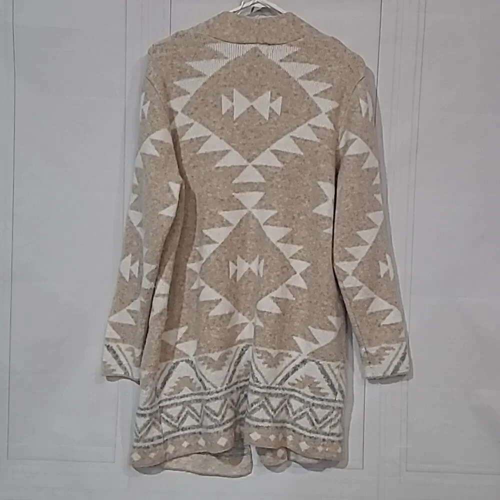 Frye WMS Large The Cozy Cardigan Boho Western Southwestern Tan Oatmeal Open